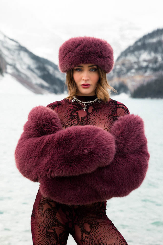 Mode Around the Globe: Mia Dio