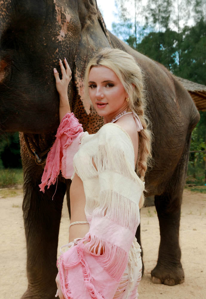 Mode Around the Globe: Danielle Shanes