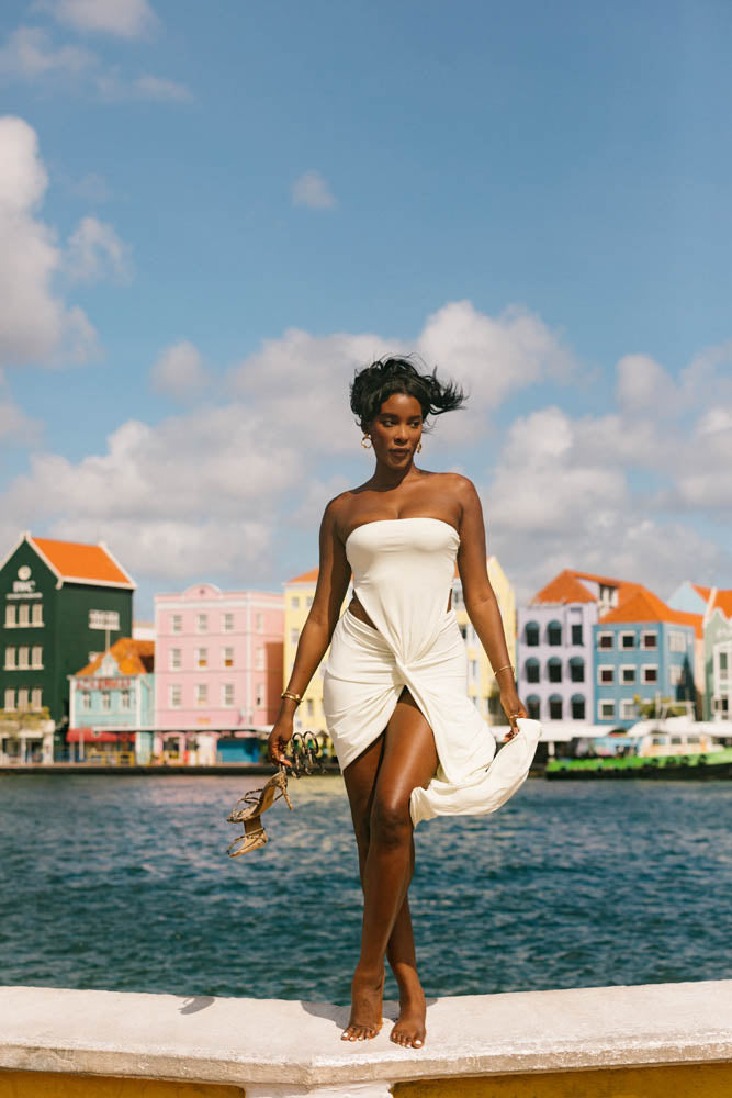 Mode Around The Globe: Zeta Morrison