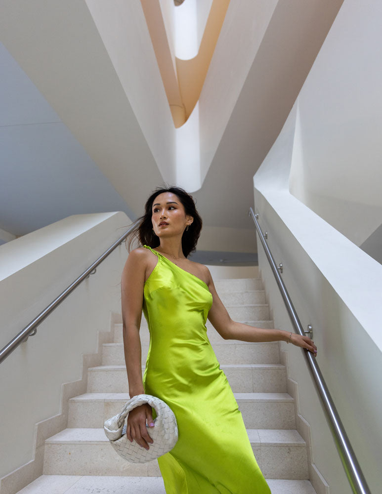 Mode Around the Globe: Isabel Tan