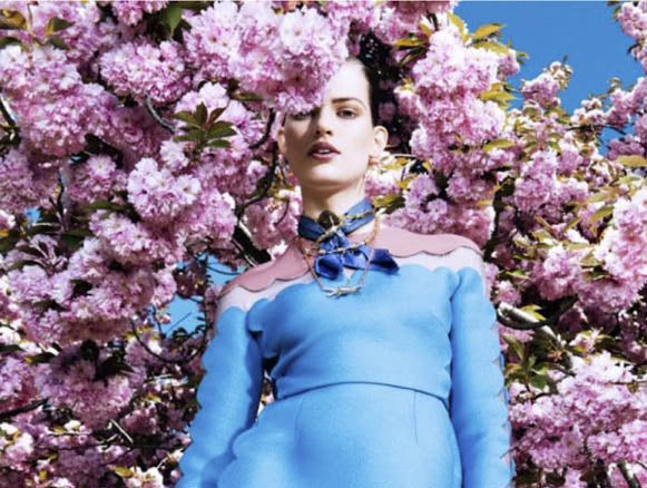 Spring Awakening: The Runway Trends Defining 2026