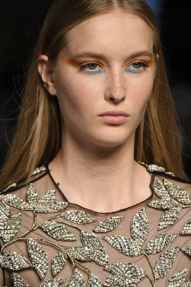 beauty trend contrasting colors