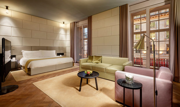 hotel cafe royal london bedroom
